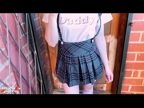 ❤️ Studentessa succhia il suo cazzo profondamente e scopa invece delle lezioni ❤️ Video di sessoal it.filmepornonline.ru ❌❤