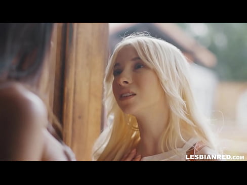 ❤️ Ragazza torna a casa qualche mese dopo e finisce per mangiare la figa della sua matrigna ❤️ Video di sessoal it.filmepornonline.ru ❌❤